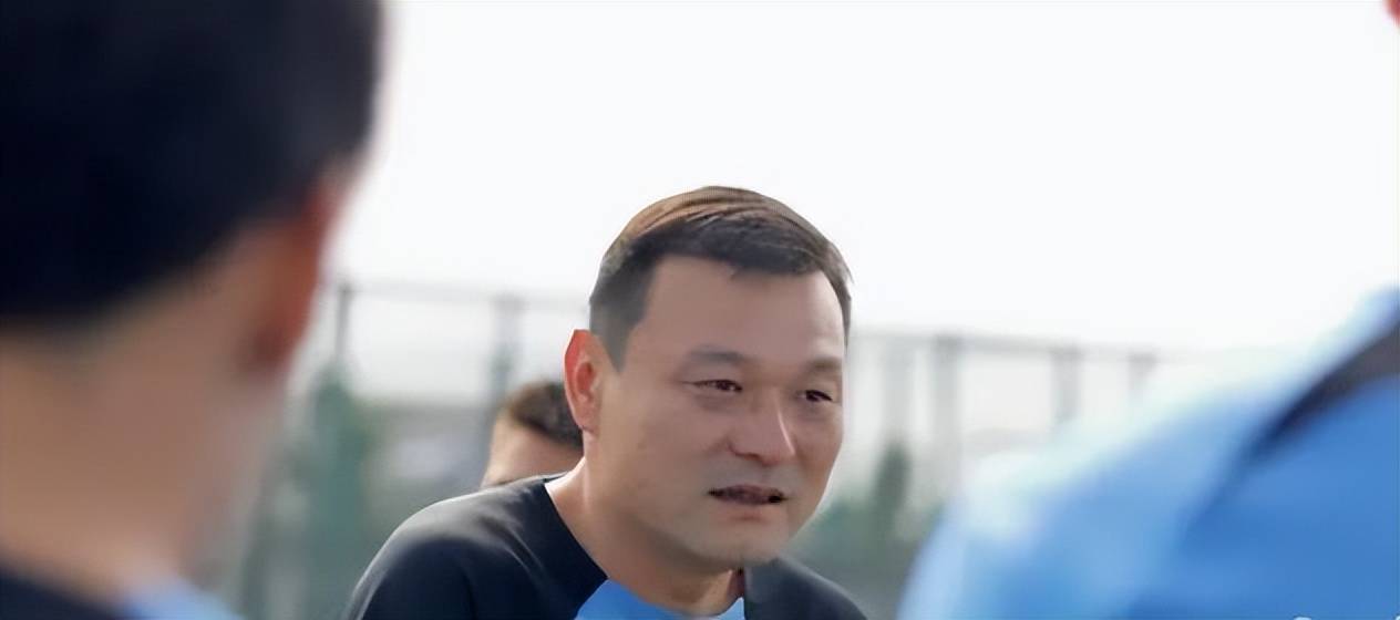 快船教练压力巨大！，Faker遭遇五持续失利引发球迷热议(去年快船教练)