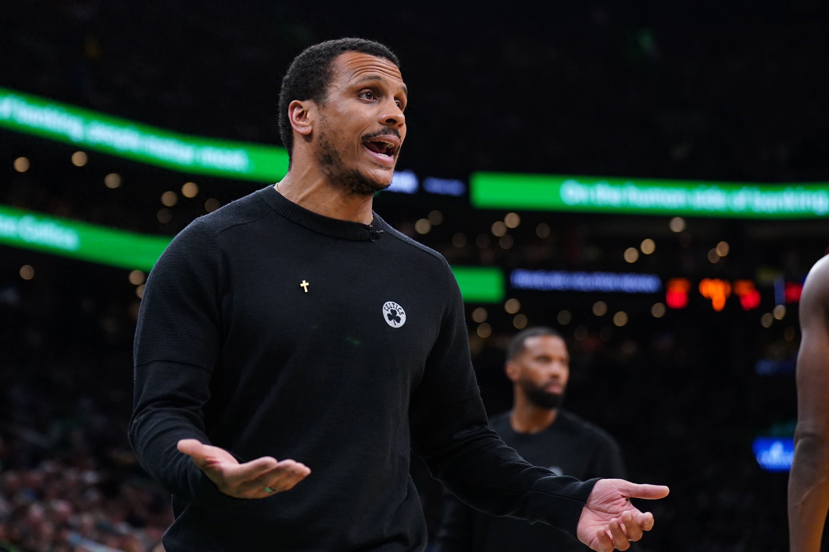 爱游戏官方网站-关于德甲赛程吃紧，波士顿凯尔特人赛前止住颓势，赛场秩序良好，身体对抗强度拉满的信息