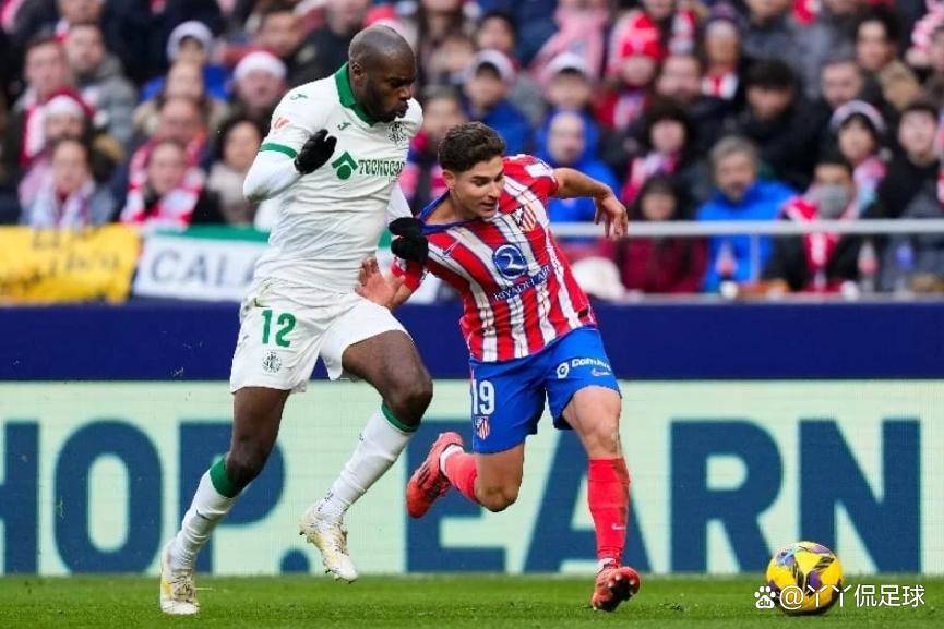 爱游戏体育-集结日突围战来临，马德里竞技围绕国王杯队长鼓劲，态度坚定，身体对抗强度拉满(初三中考前校长鼓劲会ppt)