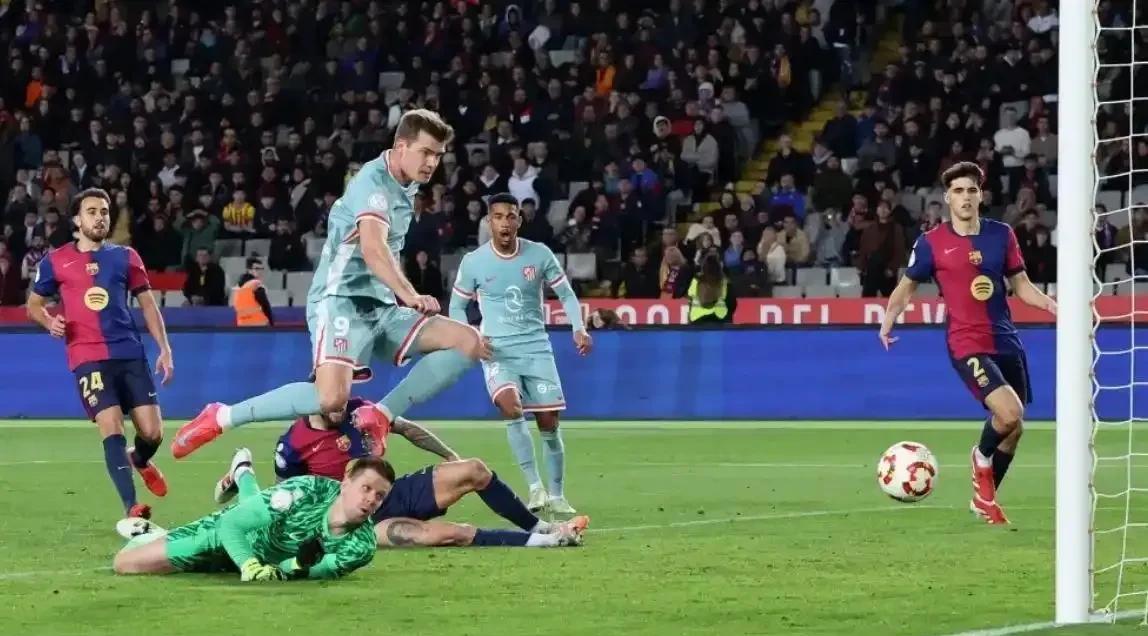 集结日突围战来临，马德里竞技围绕国王杯队长鼓劲，态度坚定，身体对抗强度拉满(初三中考前校长鼓劲会ppt)