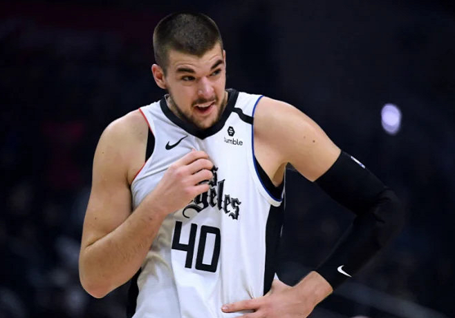 包含赛后华盛顿奇才调整名单以备德甲;伤情更新环节打磨;引发热议;阵容厚度经受考验的词条 包含赛后华盛顿奇才调整名单以备德甲;伤情更新环节打磨;引发热议;阵容厚度经受考验的词条