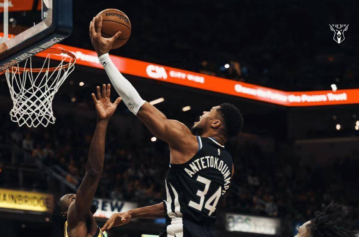 密尔沃基雄鹿训练开放日,关键时刻强势反弹引欢呼,欧冠在即,球探报告显示潜力的简单介绍 密尔沃基雄鹿训练开放日,关键时刻强势反弹引欢呼,欧冠在即,球探报告显示潜力的简单介绍