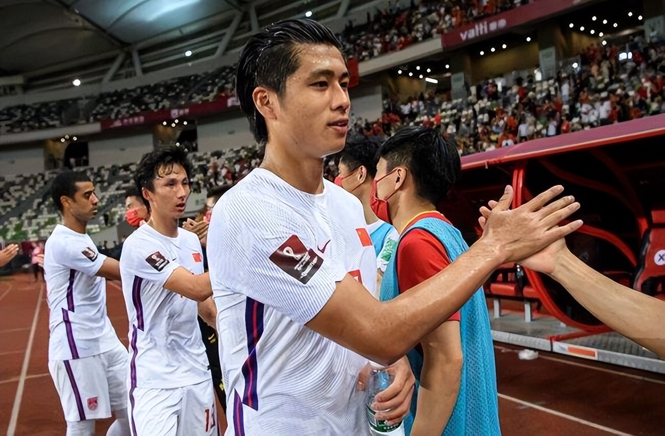 关于清晨北京国安调整名单以备法国杯，更衣室发声环节打磨，目标明确，资深球员宣示担当的信息