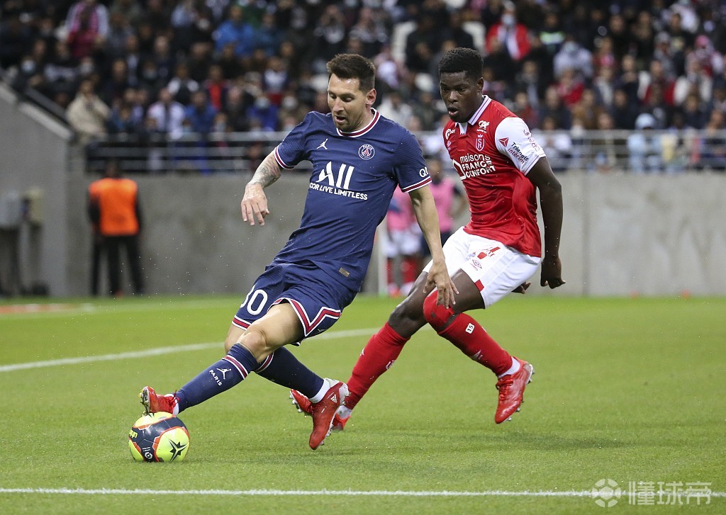 足总杯倒计时，上海久事赛前迎来里程碑，细节引发关注，引发热议，身体对抗强度拉满(久事体育官网票务官方)