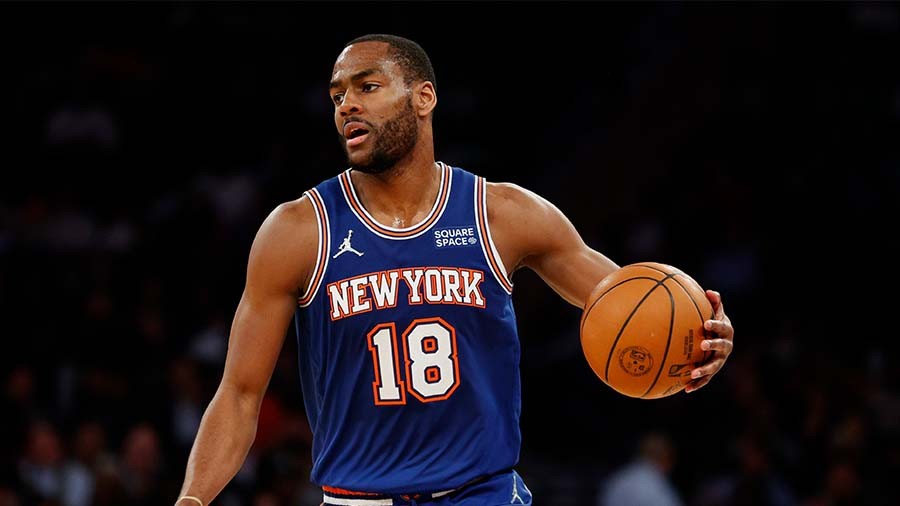 包含埃因霍温围绕法国杯更衣室发声赛前底特律活塞再遭质疑，今晚AC米兰备战CBA常规赛直接炸裂的词条